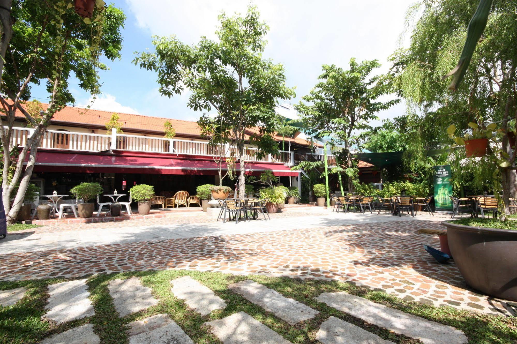 Oyo 89481 Rg Heritage Boutique George Town Bagian luar foto